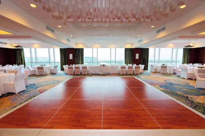 Ballroom/Hall 36 of 50